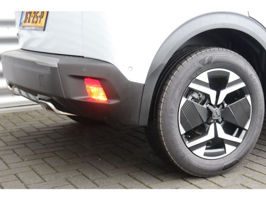 Peugeot 2008 1.2 PURETECH 130PK ALLURE PACK AUTOMAAT / NAVI / LEDER / CLIMA / LED / PDC / 17" LMV / CAMERA / W... ActivLease financial lease