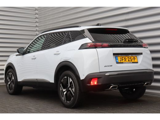 Peugeot 2008 1.2 PURETECH 130PK ALLURE PACK AUTOMAAT / NAVI / LEDER / CLIMA / LED / PDC / 17" LMV / CAMERA / W... ActivLease financial lease