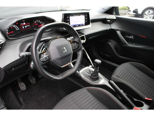 Peugeot 2008 1.2 PureTech Active | Navigatie | Apple carplay | Parkeersensoren | Cruise control | 43.000km | ActivLease financial lease