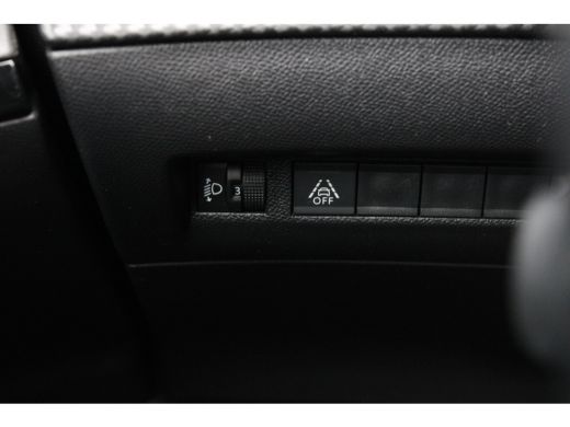 Peugeot 2008 1.2 PureTech Active | Navigatie | Apple carplay | Parkeersensoren | Cruise control | 43.000km | ActivLease financial lease
