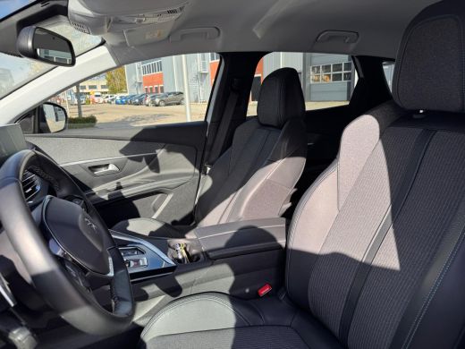 Peugeot 3008 1.2 130PK Allure Automaat | Camera | Navigatie | Keyless | Apple Carplay / Android Auto | Chroom ... ActivLease financial lease