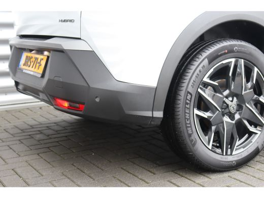 Peugeot 3008 1.2 HYBRID 145PK GT AUTOMAAT / NAVI / LEDER / CLIMA / LED / PDC / 19" LMV / CAMERA / WINTERPAKKET... ActivLease financial lease