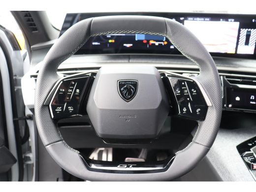 Peugeot 3008 1.2 HYBRID 145PK GT AUTOMAAT / NAVI / LEDER / CLIMA / LED / PDC / 19" LMV / CAMERA / WINTERPAKKET... ActivLease financial lease