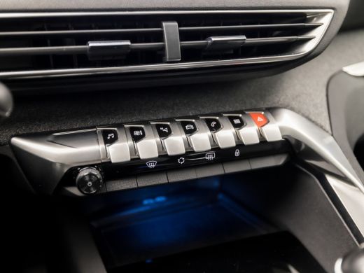 Peugeot 3008 1.2 PureTech Premium Sport (APPLE CARPLAY, GROOT NAVI, KEYLESS, LEDER, 360 CAMERA, SPORTSTOELEN, ... ActivLease financial lease