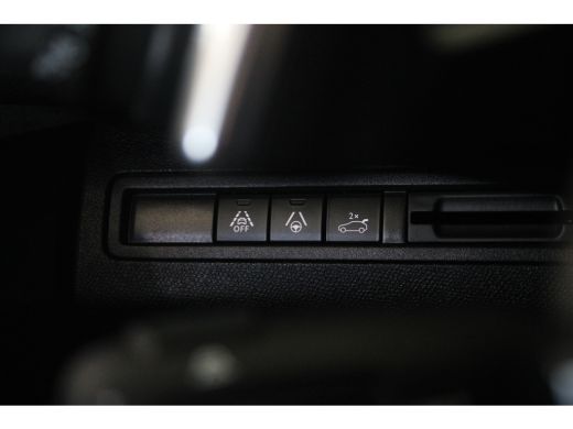 Peugeot 3008 1.2 Turbo 130-PK EAT8 AUTOMAAT GT PARKEERCAMERA | STOELVERWARMING | NAVI | CARPLAY | ADAPTIVE CRU... ActivLease financial lease