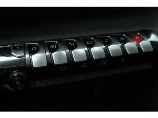 Peugeot 3008 1.6 HYbrid4 300 PK GT Black Pack | Pano | Camera | Adap. Cruise | Drive Assist | Navi | Carplay |... ActivLease financial lease