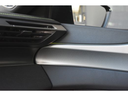 Peugeot 308 SW 1.2 Hybrid 136 e-DCS6 GT | Adaptive Cruise | Navigatie | Achteruitrijcamera | 18"LMV | Lane-As... ActivLease financial lease