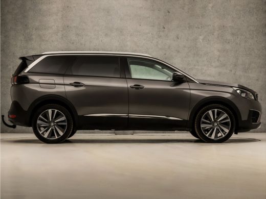 Peugeot 5008 1.2 PureTech Premium Sport 7 Persoons (APPLE CARPLAY, GROOT NAVI, CLIMATE, LEDER, SFEERVERLICHTIN... ActivLease financial lease