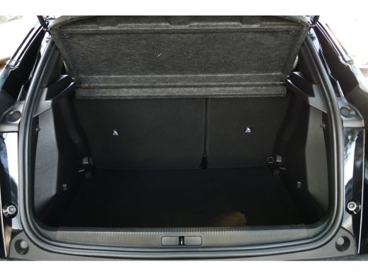 Peugeot e-2008 EV 136PK 50KWH ACTIVE PACK AUTOMAAT / NAVI / LED / PDC / 16" LMV / BLUETOOTH / CRUISECONTROL / 1E... ActivLease financial lease