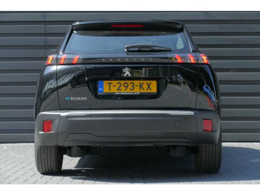 Peugeot e-2008 EV 136PK 50KWH ACTIVE PACK AUTOMAAT / NAVI / LED / PDC / 16" LMV / BLUETOOTH / CRUISECONTROL / 1E... ActivLease financial lease