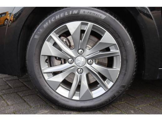 Peugeot e-208 EV 50KWH 136PK ALLURE PACK AUTOMAAT / NAVI / LEDER / CLIMA / LED / PDC BLUETOOTH / CRUISECONTROL ... ActivLease financial lease
