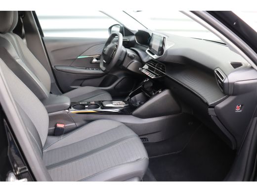 Peugeot e-208 EV 50KWH 136PK ALLURE PACK AUTOMAAT / NAVI / LEDER / CLIMA / LED / PDC BLUETOOTH / CRUISECONTROL ... ActivLease financial lease