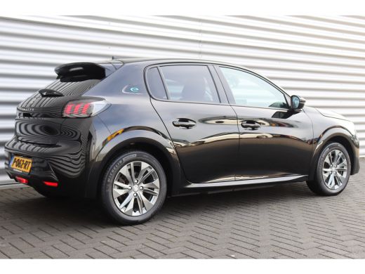 Peugeot e-208 EV 50KWH 136PK ALLURE PACK AUTOMAAT / NAVI / LEDER / CLIMA / LED / PDC BLUETOOTH / CRUISECONTROL ... ActivLease financial lease