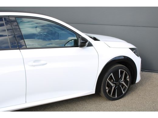 Peugeot e-208 EV GT 50 kWh | Navigatie | Panoramadak | Camera voor + achter | Fase 3 | BTW | Nieuw model | ActivLease financial lease