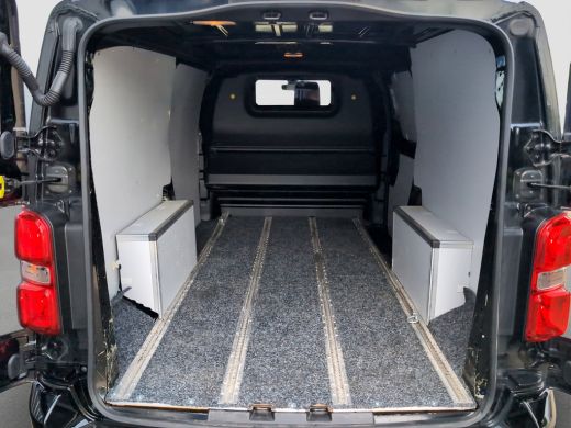 Peugeot Expert 2.0 HDI 145PK Automaat L3 | Navi | Cruise control | Trekhaak ActivLease financial lease