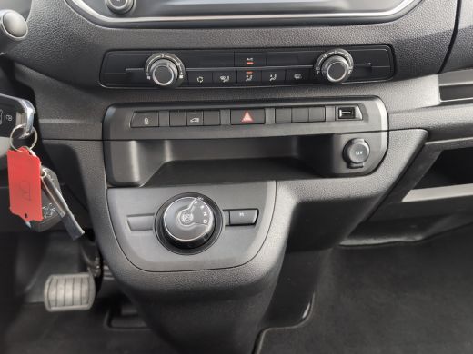 Peugeot Expert 2.0 HDI 145PK Automaat L3 | Navi | Cruise control | Trekhaak ActivLease financial lease