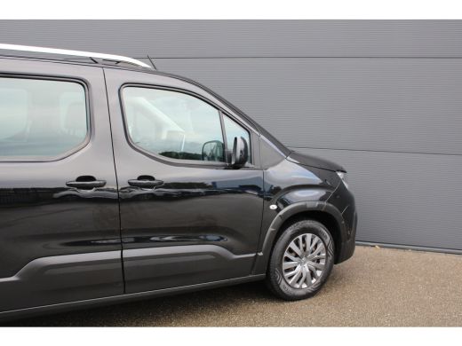 Peugeot Rifter 1.2 Puretech Allure | Navigatie | Camera | All season | Parkeersensoren voor + achter | Apple car... ActivLease financial lease