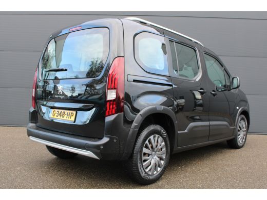 Peugeot Rifter 1.2 Puretech Allure | Navigatie | Camera | All season | Parkeersensoren voor + achter | Apple car... ActivLease financial lease