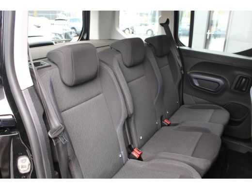 Peugeot Rifter 1.2 Puretech Allure | Navigatie | Camera | All season | Parkeersensoren voor + achter | Apple car... ActivLease financial lease