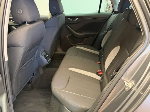 Skoda Kamiq 1.0 TSI Selection Carplay | LED | Parkeersensoren | Digitaal Dashboard | Climate Control | Cruise... ActivLease financial lease