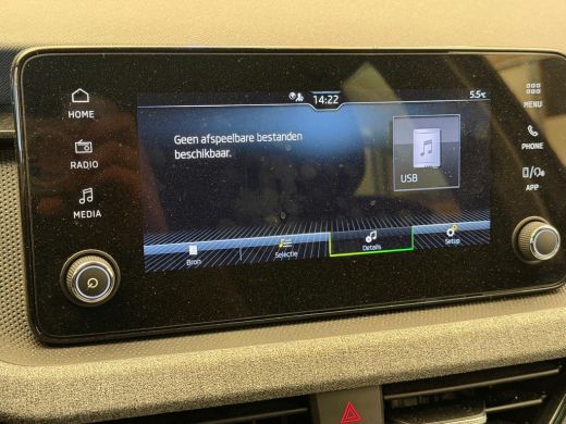 Skoda Kamiq 1.0 TSI Selection Carplay | LED | Parkeersensoren | Digitaal Dashboard | Climate Control | Cruise... ActivLease financial lease