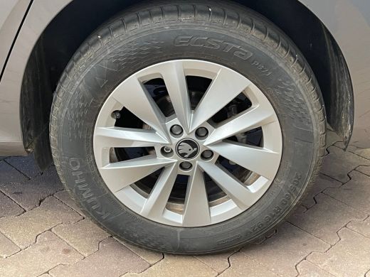 Skoda Kamiq 1.0 TSI Selection Carplay | LED | Parkeersensoren | Digitaal Dashboard | Climate Control | Cruise... ActivLease financial lease