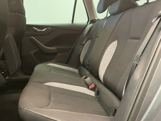 Skoda Kamiq 1.0 TSI Selection Carplay | LED | Parkeersensoren | Digitaal Dashboard | Climate Control | Cruise... ActivLease financial lease
