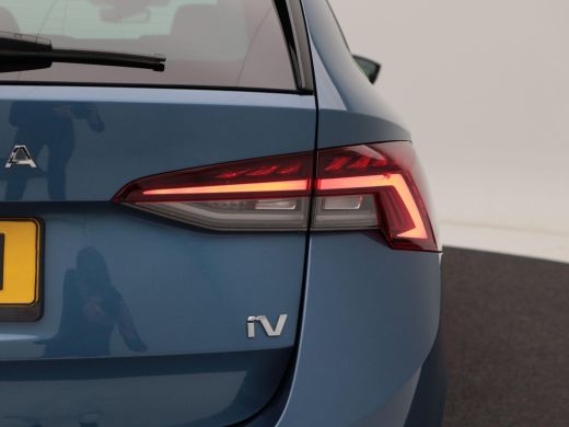 Skoda Octavia Combi 1.4 TSi iV 204 Pk Automaat PHEV Business Edition | Camera | CarPlay | 18 Inch | Adaptive Cr... ActivLease financial lease