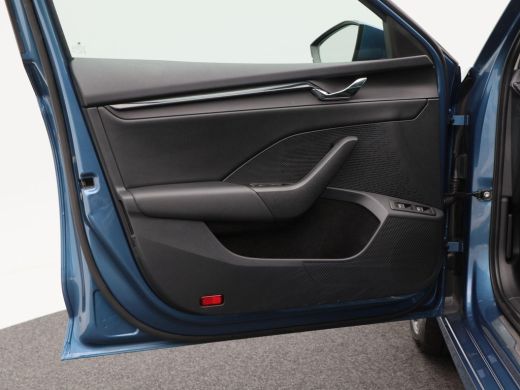 Skoda Octavia Combi 1.4 TSi iV 204 Pk Automaat PHEV Business Edition | Camera | CarPlay | 18 Inch | Adaptive Cr... ActivLease financial lease