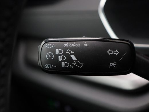 Skoda Octavia Combi 1.4 TSi iV 204 Pk Automaat PHEV Business Edition | Camera | CarPlay | 18 Inch | Adaptive Cr... ActivLease financial lease