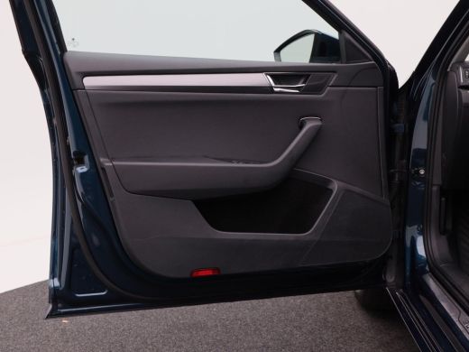 Skoda Superb Combi 1.4 TSI 218 Pk iV Business Edition Plus | Adaptive Cruise | Leder | Stoel- & Stuurverwarmin... ActivLease financial lease