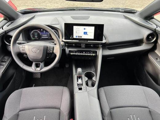 Toyota C-HR 1.8 Hybrid 140 Dynamic | Nieuwe auto | Direct uit voorraad leverbaar | ActivLease financial lease