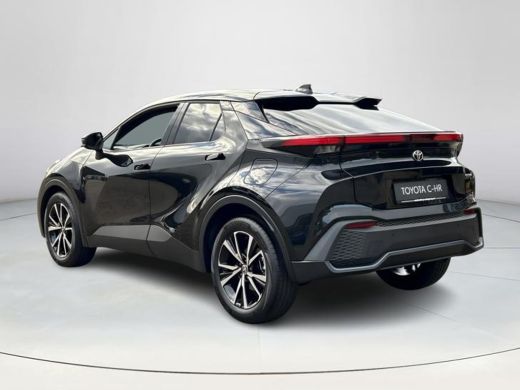 Toyota C-HR 1.8 Hybrid 140 Dynamic | Nieuwe auto | Direct uit voorraad leverbaar | ActivLease financial lease