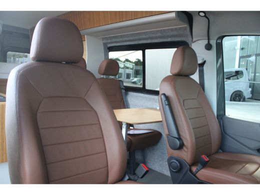 Volkswagen Crafter CAMPER 2.0 TDi 177pk Automaat *** NIEUWE OPBOUW + INRICHTING CAMPER *** ActivLease financial lease