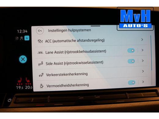 Volkswagen Golf 1.5 TSI Life Business|SPORTSTOEL|LUXE|ORG.NL ActivLease financial lease