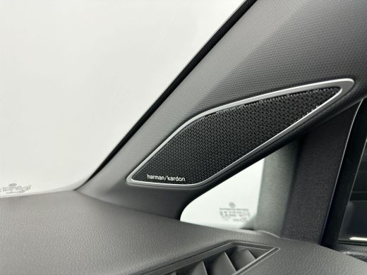 Volkswagen Golf 2.0 TSI R 4Motion Performance Drift Pano H&K IQ ActivLease financial lease