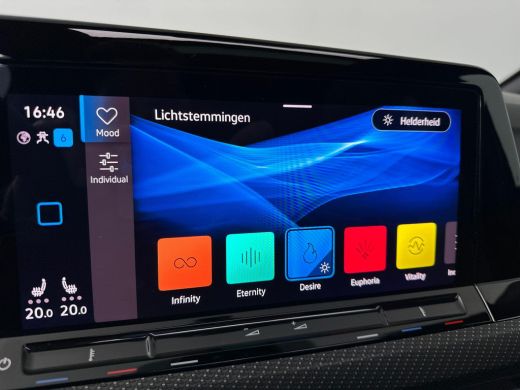 Volkswagen Golf 2.0 TSI R 4Motion Performance Drift Pano H&K IQ ActivLease financial lease