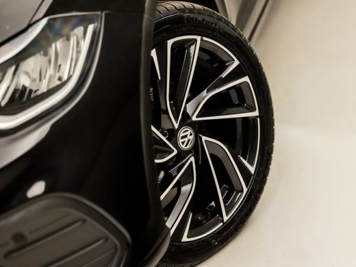 Volkswagen Polo 1.0 TSI Sportline Automaat (VIRTUAL COCKPIT, APPLE CARPLAY, GROOT NAVI, KEYLESS, CLIMATE, CAMERA,... ActivLease financial lease