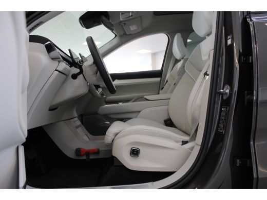 Volvo  EX90 Twin 408PK Ultra 111kWh | Pilot Assist Pack | Climate Pack | 21" all season | Privacy glas ActivLease financial lease