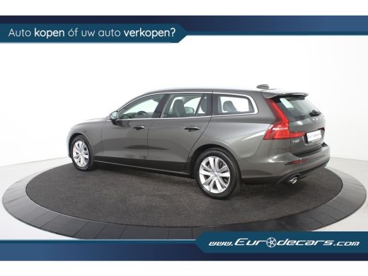 Volvo  V60 2.0 B3 Momentum Geartronic *1ste Eigenaar*Leer*Navigatie*Carplay* ActivLease financial lease