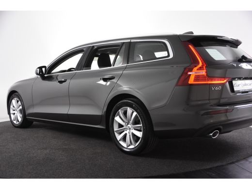 Volvo  V60 2.0 B3 Momentum Geartronic *1ste Eigenaar*Leer*Navigatie*Carplay* ActivLease financial lease