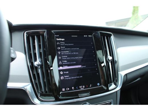 Volvo  V90 2.0 T6 Plug-in hybrid AWD Ultra Dark | Head-up Display | Stuur + Stoelverwarming | Harman & Kardo... ActivLease financial lease