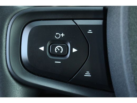 Volvo  XC40 1.5 T2 Momentum Core | CarPlay | NAV.|Climate & Cruise C. | Parkeers. A | DAB+ | 17"LMV | Bluetoo... ActivLease financial lease