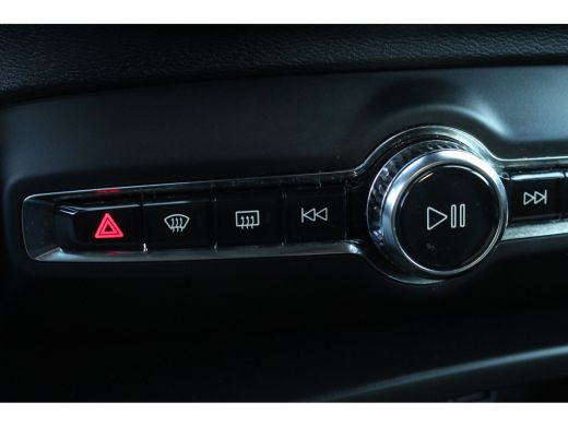 Volvo  XC40 1.5 T2 Momentum Core | CarPlay | NAV.|Climate & Cruise C. | Parkeers. A | DAB+ | 17"LMV | Bluetoo... ActivLease financial lease