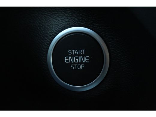 Volvo  XC40 1.5 T2 Momentum Core | CarPlay | NAV.|Climate & Cruise C. | Parkeers. A | DAB+ | 17"LMV | Bluetoo... ActivLease financial lease