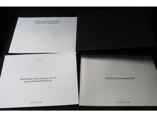 Volvo  XC40 1.5 T2 Momentum Core | CarPlay | NAV.|Climate & Cruise C. | Parkeers. A | DAB+ | 17"LMV | Bluetoo... ActivLease financial lease