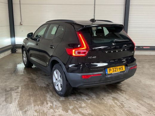 Volvo  XC40 1.5 T2 Momentum Core Business | CarPlay | Climate & Cruise C. | Park Assist | DAB+ | 17"LMV | Blu... ActivLease financial lease