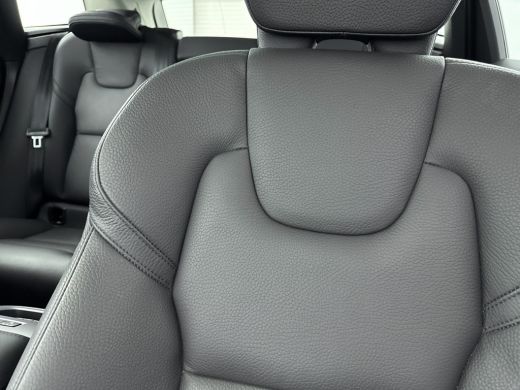 Volvo  XC60 2.0 T6 Plug-in hybrid AWD Ultimate Dark | Bowers & Wilkins Audio | Luchtvering | HUD| BLIS | Trek... ActivLease financial lease