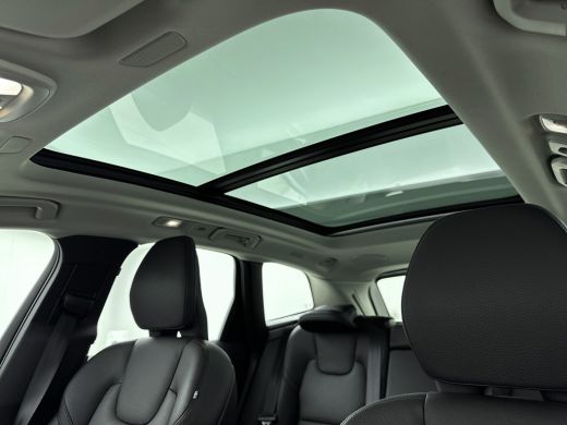 Volvo  XC60 2.0 T6 Plug-in hybrid AWD Ultimate Dark | Bowers & Wilkins Audio | Luchtvering | HUD| BLIS | Trek... ActivLease financial lease