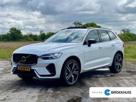 Volvo  XC60 2.0 T6 Plug-in hybrid AWD Ultimate Dark | Head-Up Display | Stoel & stuurwielverwarming | Achterb...